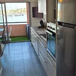 شقة T2, Superbe Vue Renovee, Parking, Clim, Piscine آجد