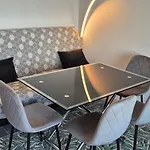 شقة T2, Superbe Vue Renovee, Parking, Clim, Piscine *