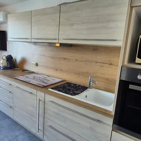 T2, Superbe Vue Renovee, Parking, Clim, Piscine آجد
