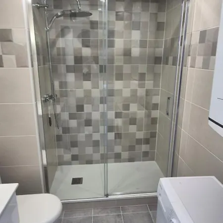 Apartmán T2, Superbe Vue Renovee, Parking, Clim, Piscine *